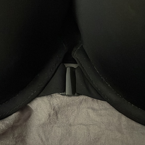 Victoria Secrect Bra - Picture 2 of 4